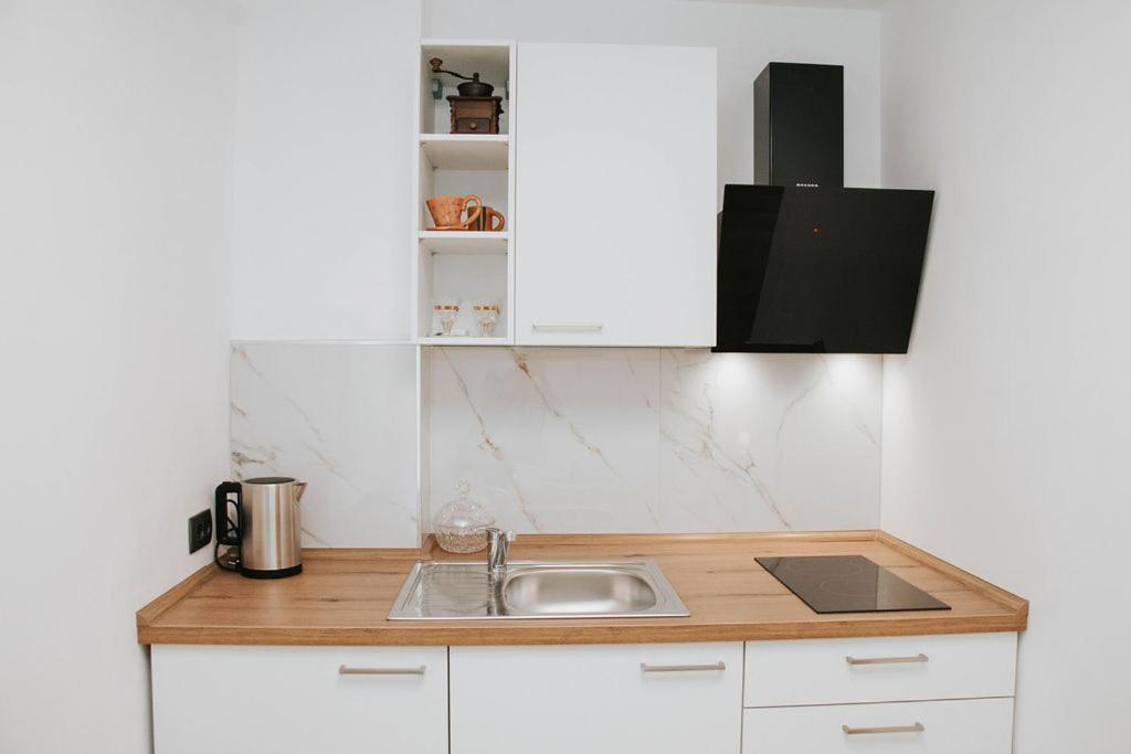 Apartmaji Ursic Kobarid Exterior foto