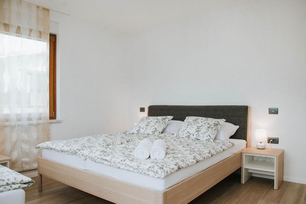Apartmaji Ursic Kobarid Exterior foto